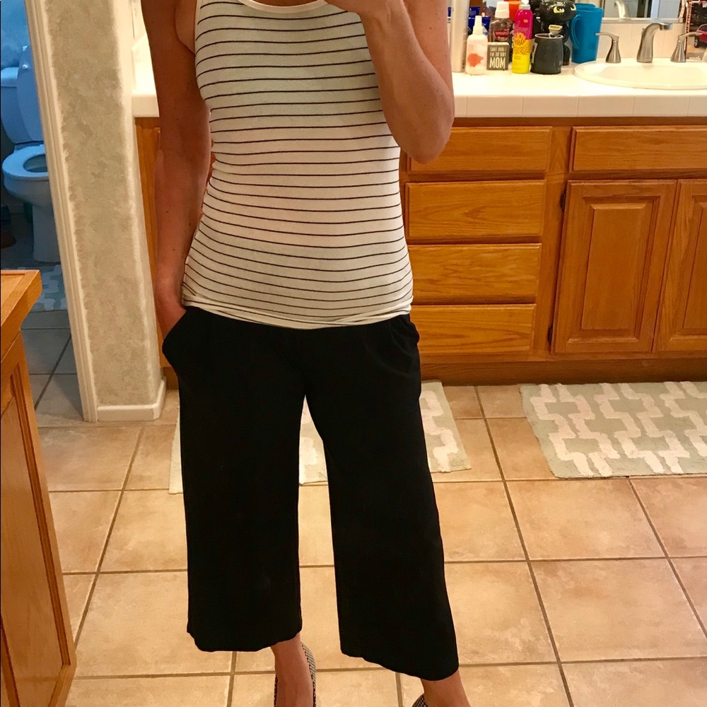 J.JILL WEAREVER PLEATED CROPS